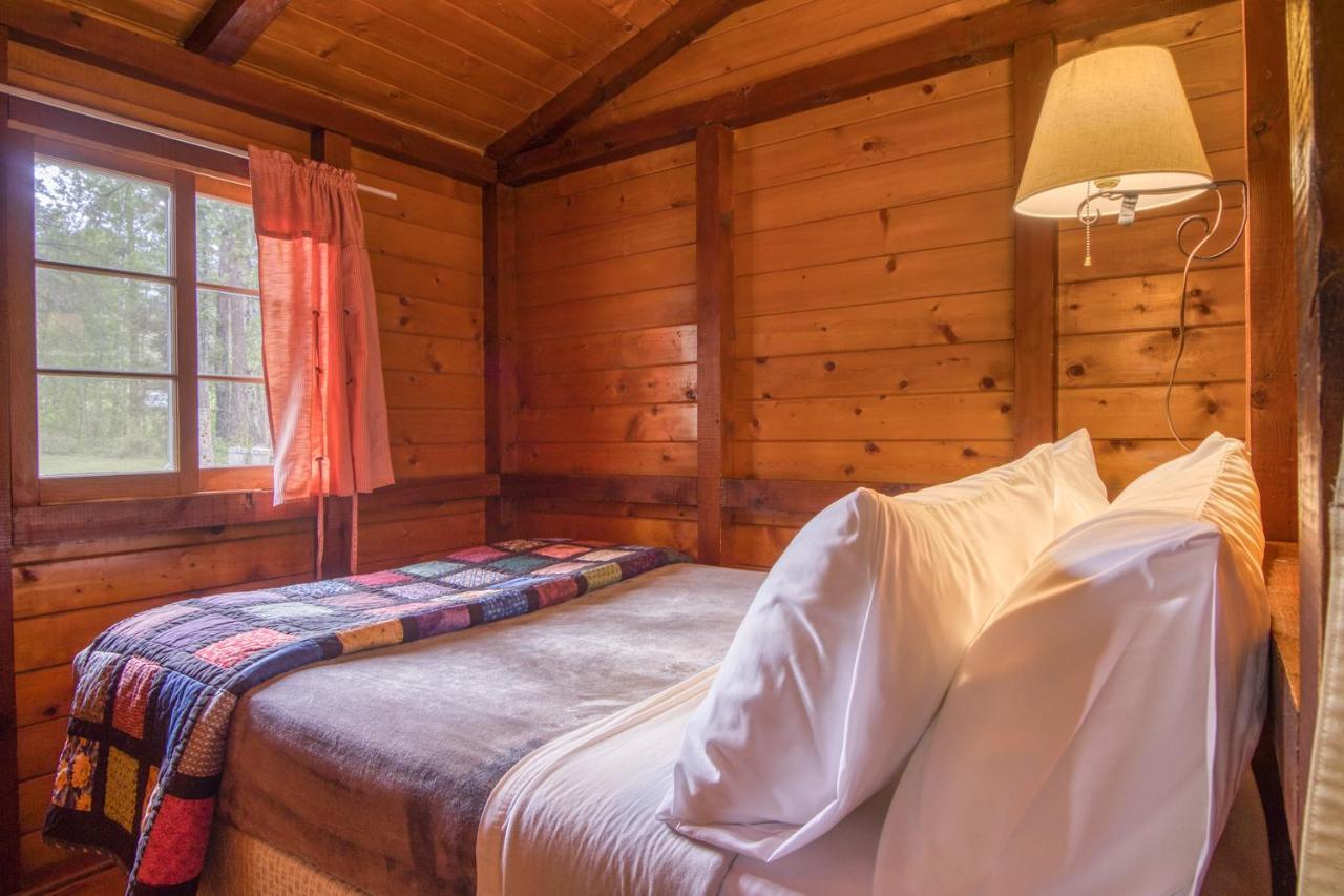 Timbers Resort Fairmont Hot Springs Bagian luar foto