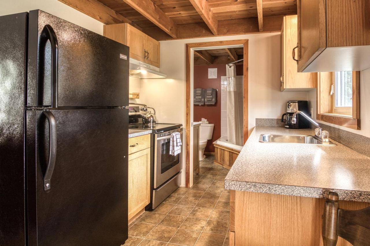 Timbers Resort Fairmont Hot Springs Bagian luar foto