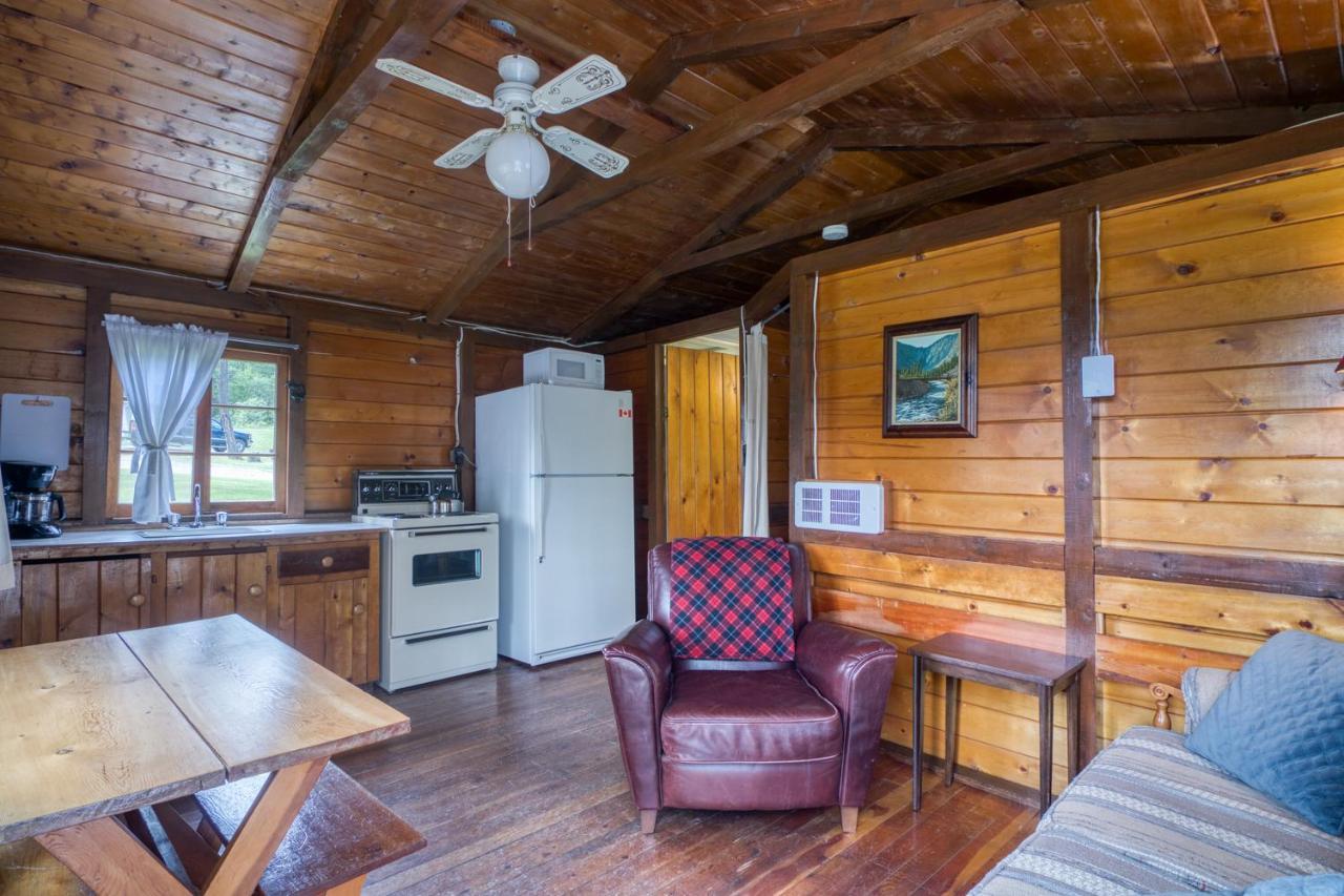 Timbers Resort Fairmont Hot Springs Bagian luar foto